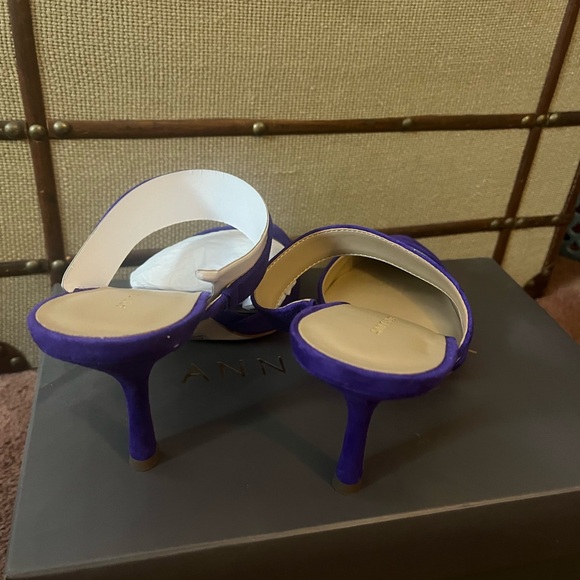 Ann Taylor Gorgeous Purple Meri Suede Mule/Pumps - Picture 3 of 8